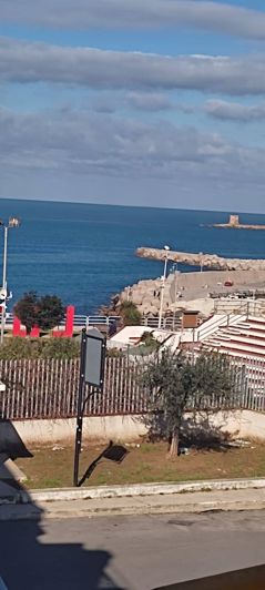 Image No.2-5 Bed House for sale