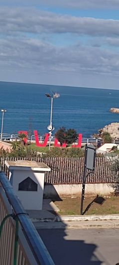 Image No.6-5 Bed House for sale