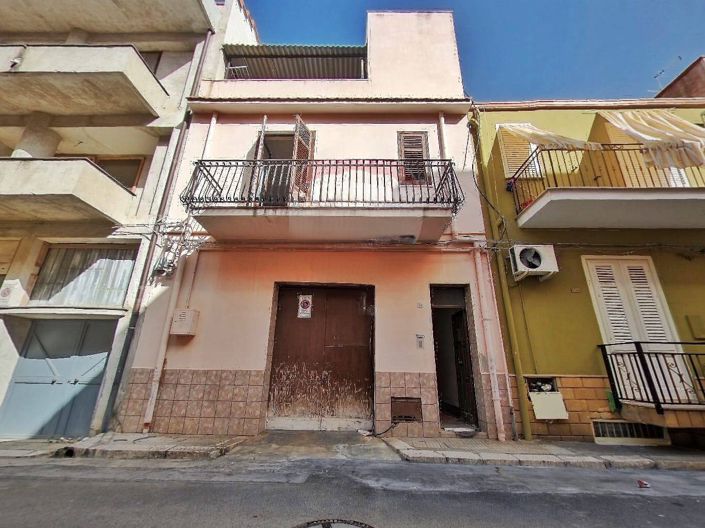 Image No.1-Maison de 4 chambres à vendre à Palermo