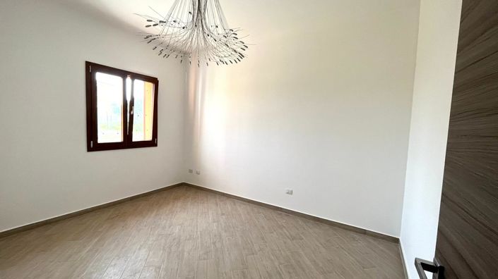 Image No.30-4 Bed Villa for sale