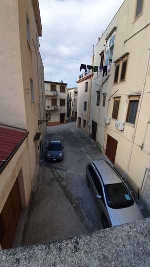 Image No.31-2 Bed House for sale