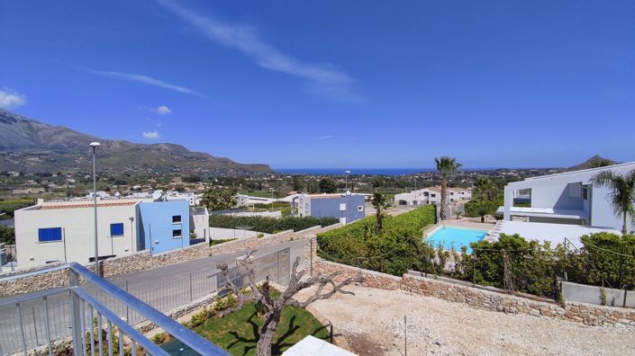 Image No.9-4 Bed Villa for sale