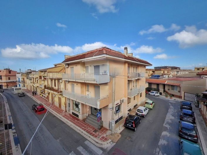 Image No.16-2 Bed Apartment for sale