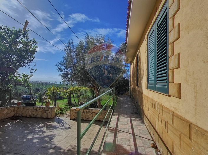 Image No.11-Villa de 4 chambres à vendre à Palermo