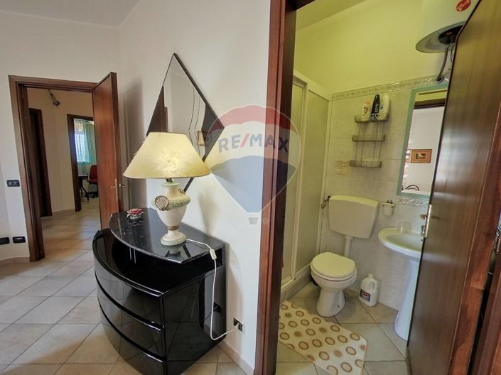 Image No.40-Villa de 4 chambres à vendre à Palermo