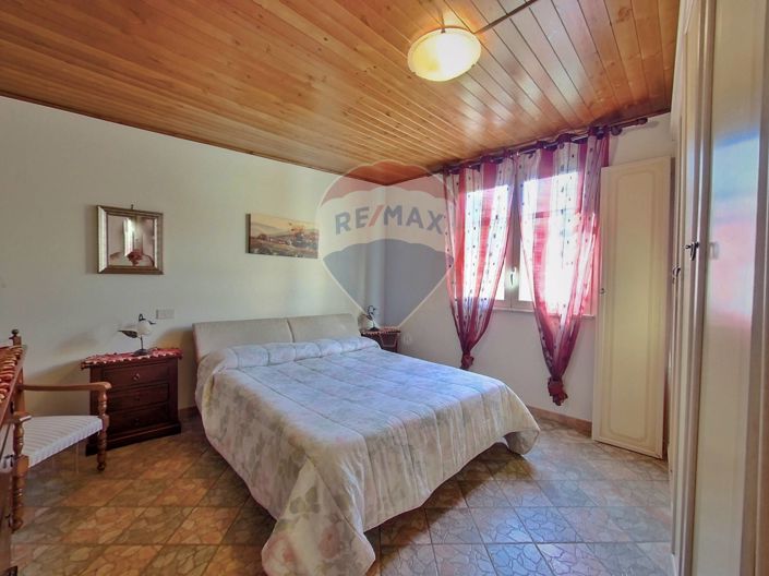 Image No.5-Villa de 4 chambres à vendre à Palermo