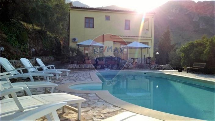 Image No.14-Appartement de 16 chambres à vendre à Castellammare del Golfo