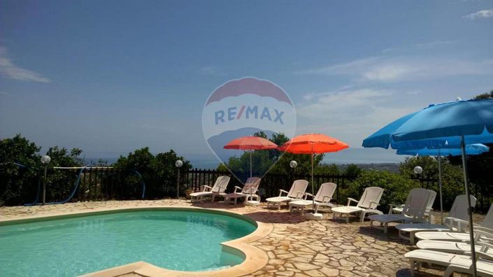 Image No.15-Appartement de 16 chambres à vendre à Castellammare del Golfo