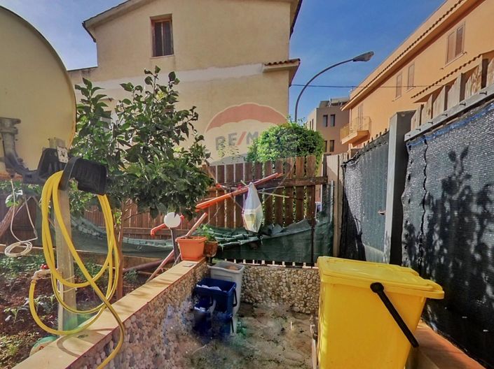 Image No.30-2 Bed Apartment for sale