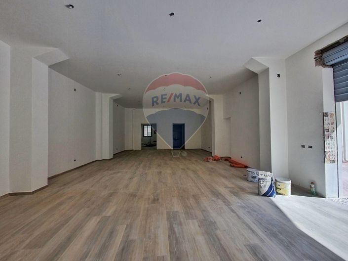 Image No.10-Appartement de 25 chambres à vendre à Palermo