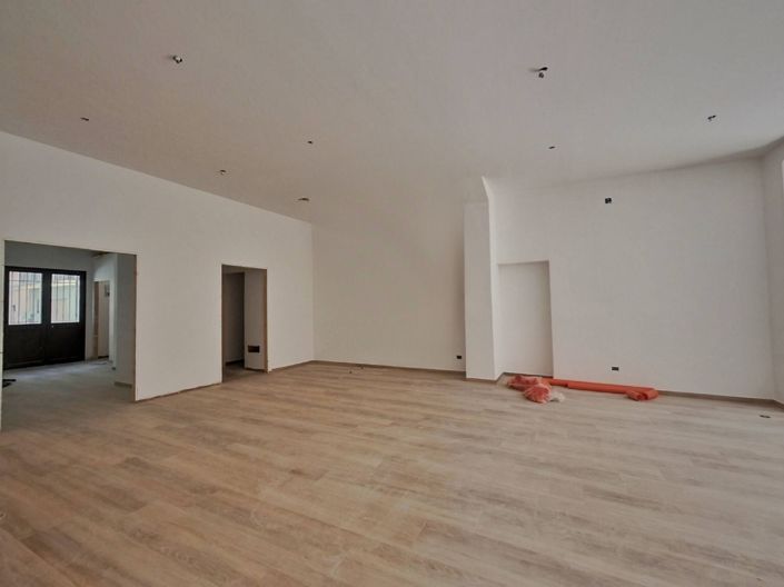 Image No.13-Appartement de 25 chambres à vendre à Palermo