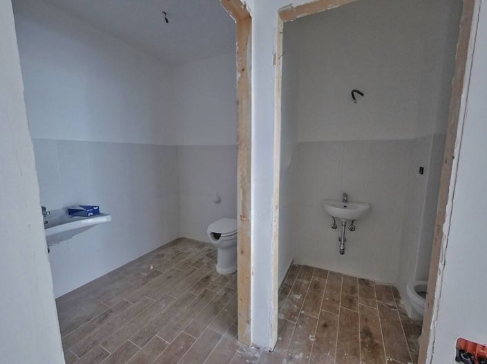 Image No.16-Appartement de 25 chambres à vendre à Palermo