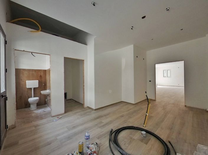 Image No.18-Appartement de 25 chambres à vendre à Palermo