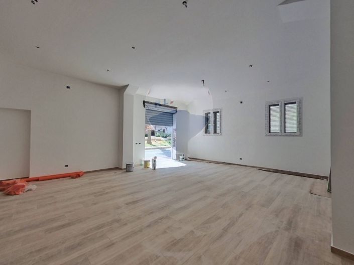 Image No.19-Appartement de 25 chambres à vendre à Palermo