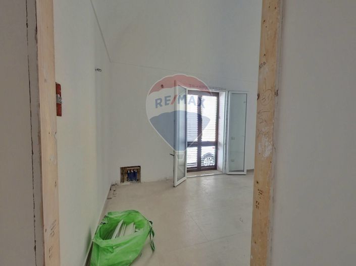 Image No.23-Appartement de 25 chambres à vendre à Palermo