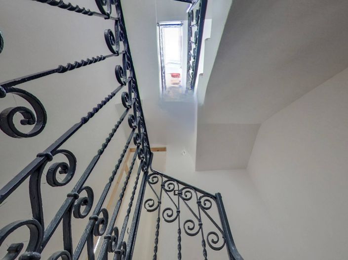 Image No.25-Appartement de 25 chambres à vendre à Palermo