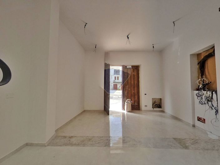 Image No.26-Appartement de 25 chambres à vendre à Palermo