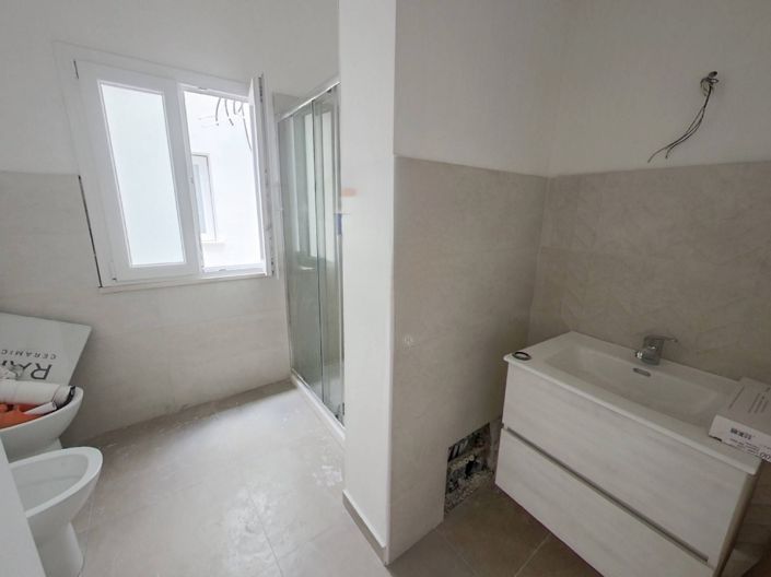 Image No.29-Appartement de 25 chambres à vendre à Palermo