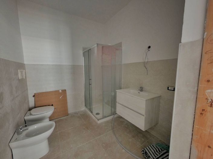 Image No.37-Appartement de 25 chambres à vendre à Palermo