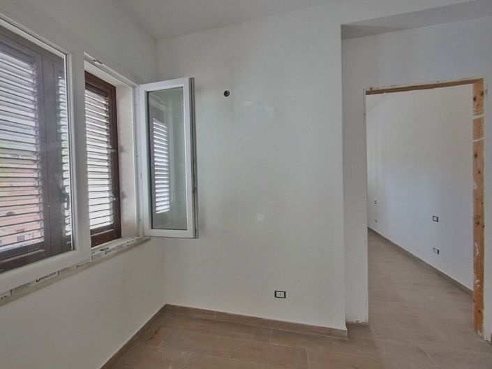 Image No.40-Appartement de 25 chambres à vendre à Palermo