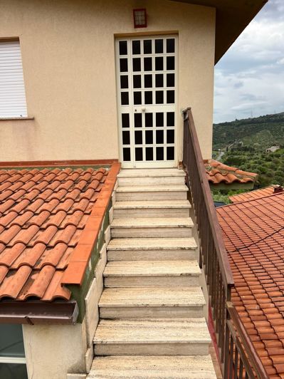 Image No.12-3 Bed Villa for sale