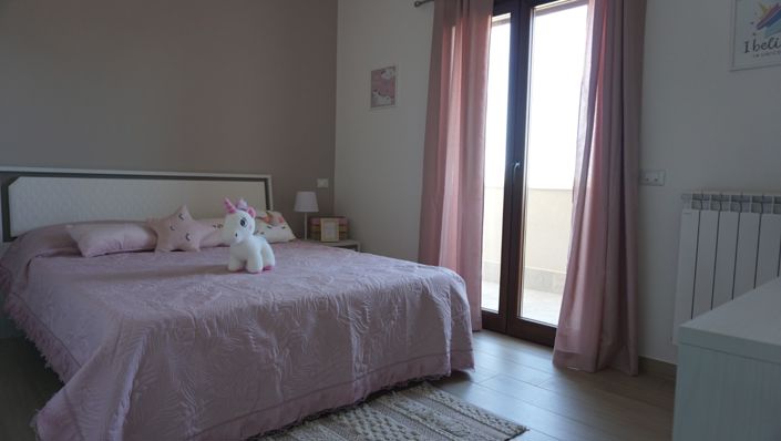 Image No.18-Villa de 3 chambres à vendre à Palermo