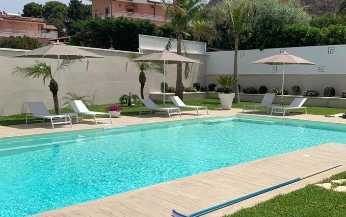 Image No.22-Villa de 3 chambres à vendre à Palermo