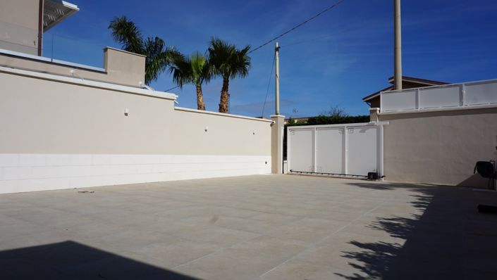 Image No.25-Villa de 3 chambres à vendre à Palermo