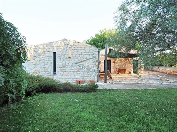 Image No.14-2 Bed Villa for sale