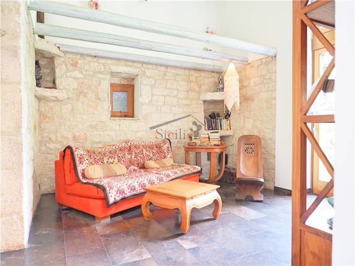 Image No.5-2 Bed Villa for sale