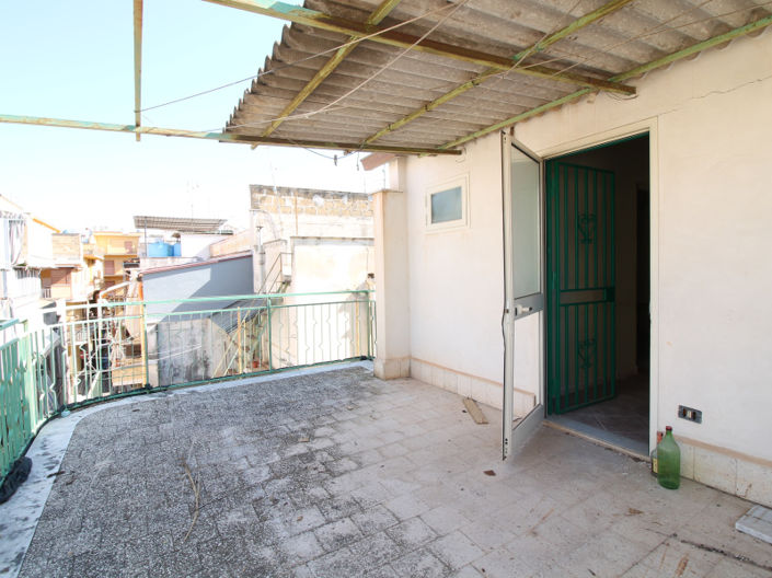 Image No.24-2 Bed Apartment for sale