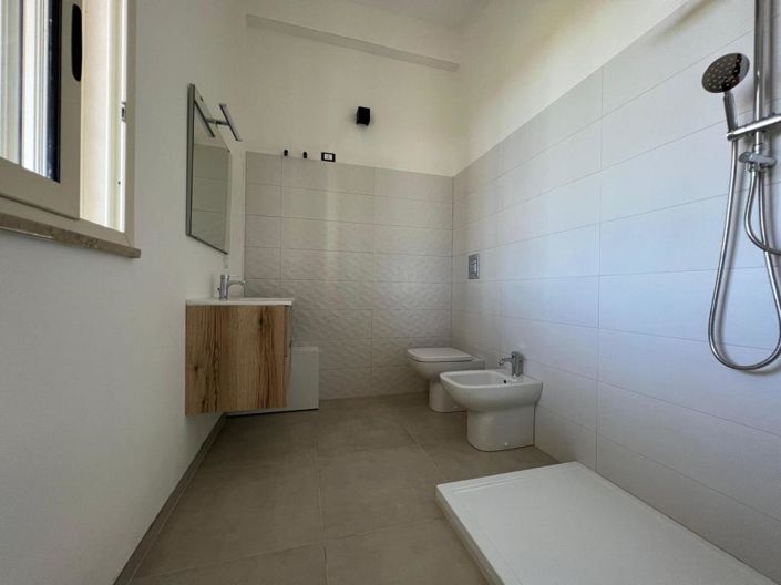 Image No.11-3 Bed Villa for sale