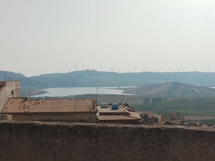 Image No.12-2 Bed House for sale