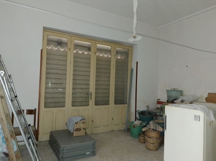 Image No.16-2 Bed House for sale