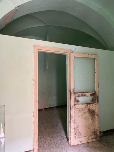 Image No.10-2 Bed House for sale