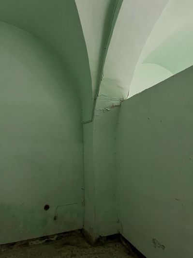 Image No.8-2 Bed House for sale