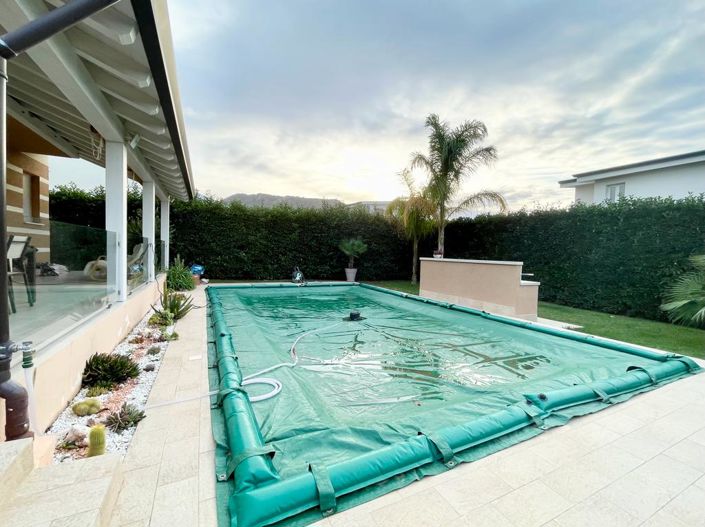 Image No.14-2 Bed Villa for sale