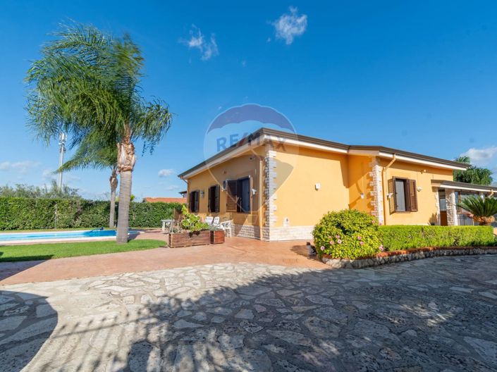 Image No.38-Villa de 4 chambres à vendre à Partinico