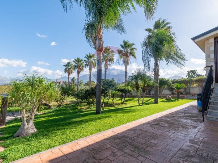 Image No.40-Villa de 4 chambres à vendre à Partinico