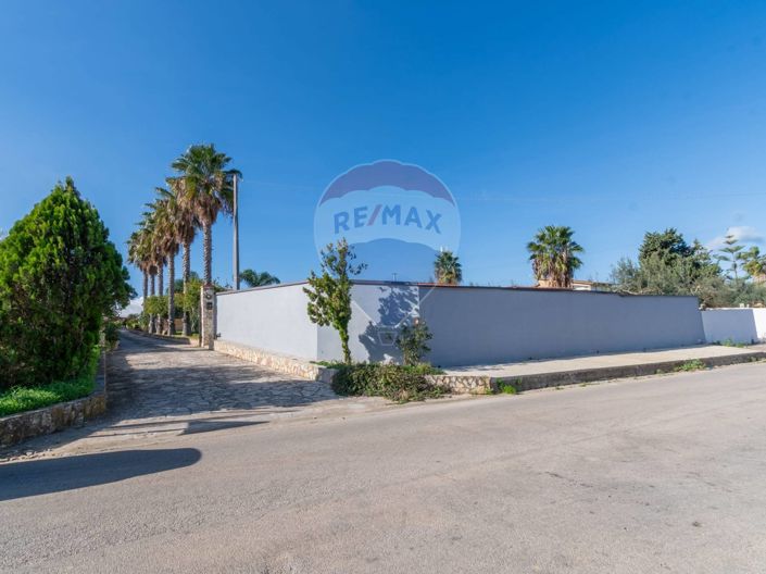 Image No.43-Villa de 4 chambres à vendre à Partinico