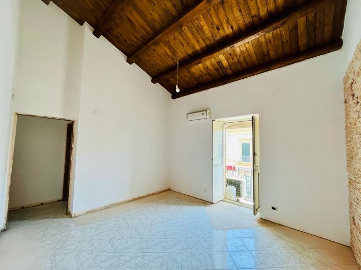 Image No.9-3 Bed Apartment for sale