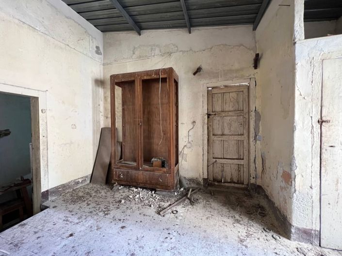 Image No.11-2 Bed House for sale