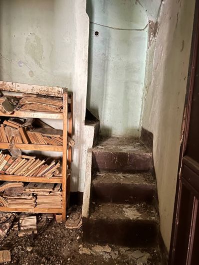 Image No.9-2 Bed House for sale