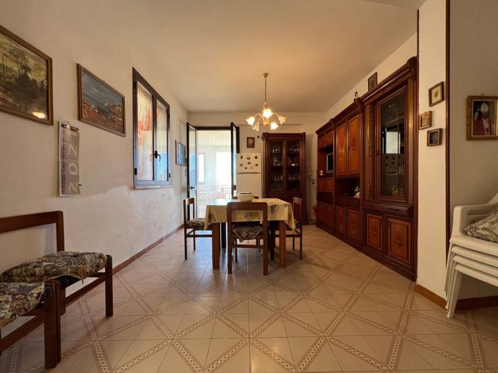 Image No.11-3 Bed Apartment for sale