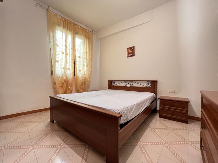 Image No.15-3 Bed Apartment for sale