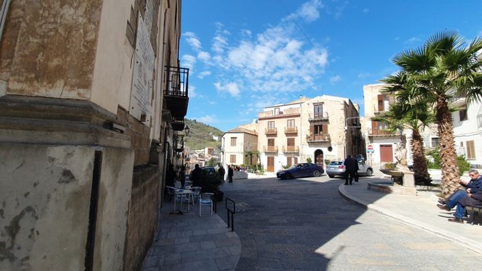 Image No.45-3 Bed Apartment for sale