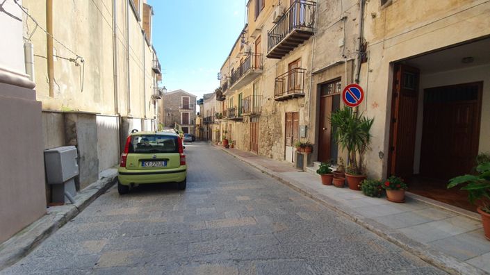 Image No.47-3 Bed Apartment for sale