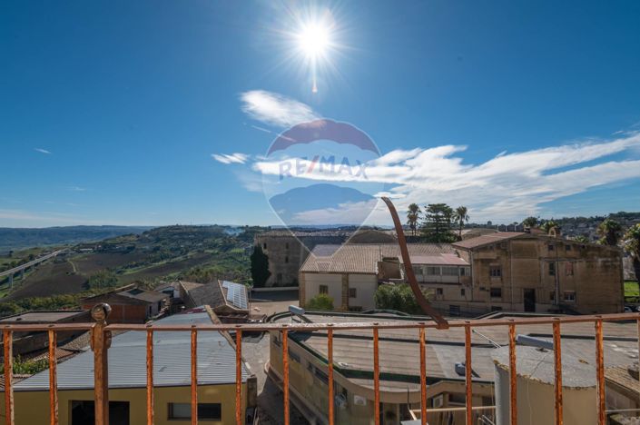 Image No.19-2 Bed House for sale