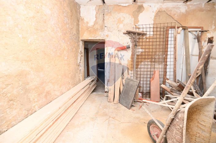 Image No.16-2 Bed House for sale