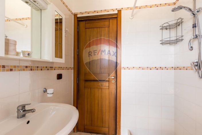 Image No.19-5 Bed Villa for sale